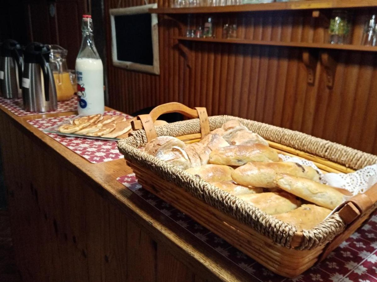 Les P'Tites Pistes Bed & Breakfast Chaux-des-Pres ภายนอก รูปภาพ