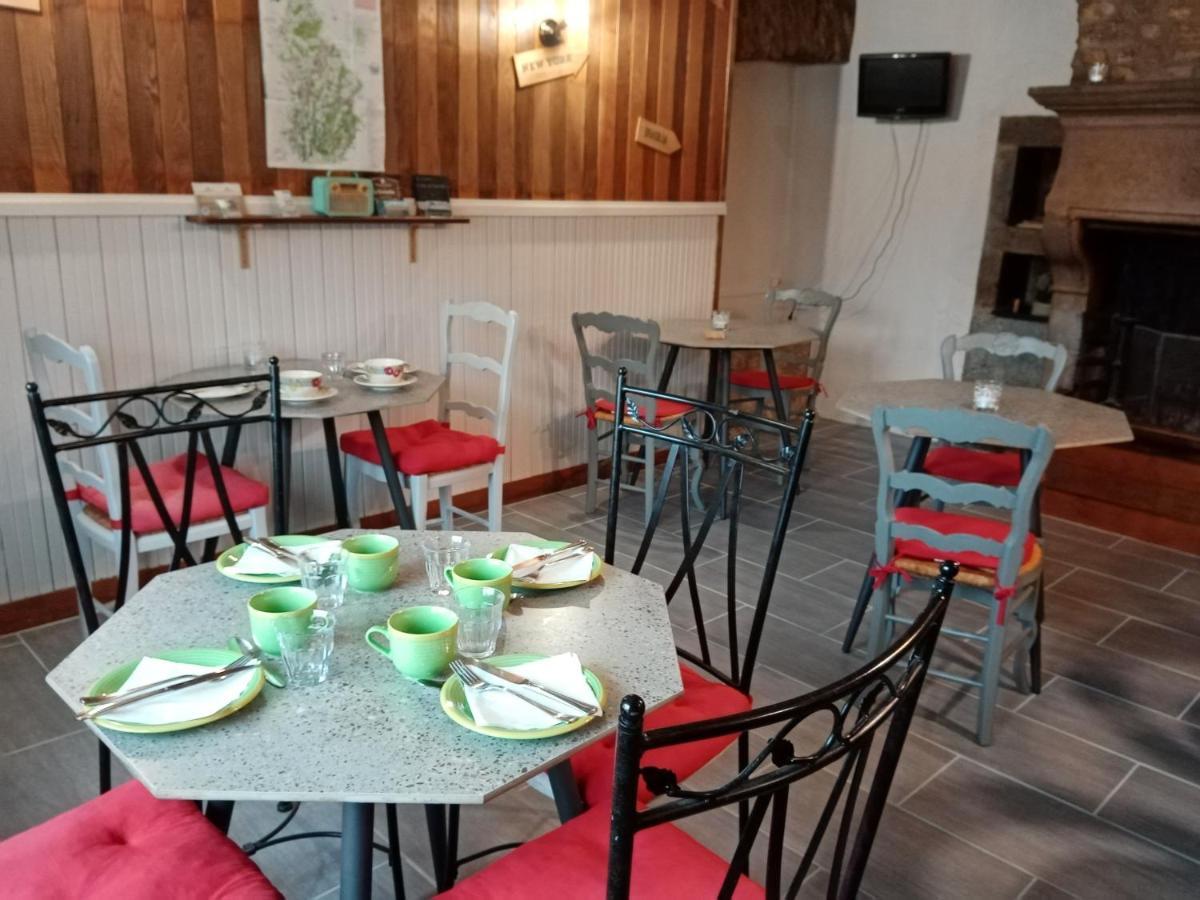 Les P'Tites Pistes Bed & Breakfast Chaux-des-Pres ภายนอก รูปภาพ