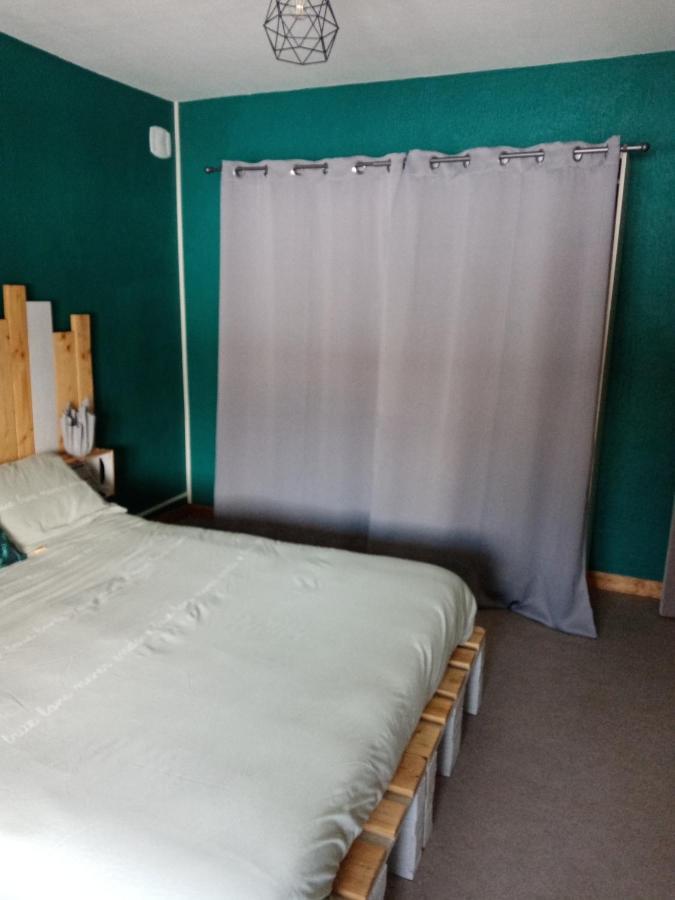 Les P'Tites Pistes Bed & Breakfast Chaux-des-Pres ภายนอก รูปภาพ